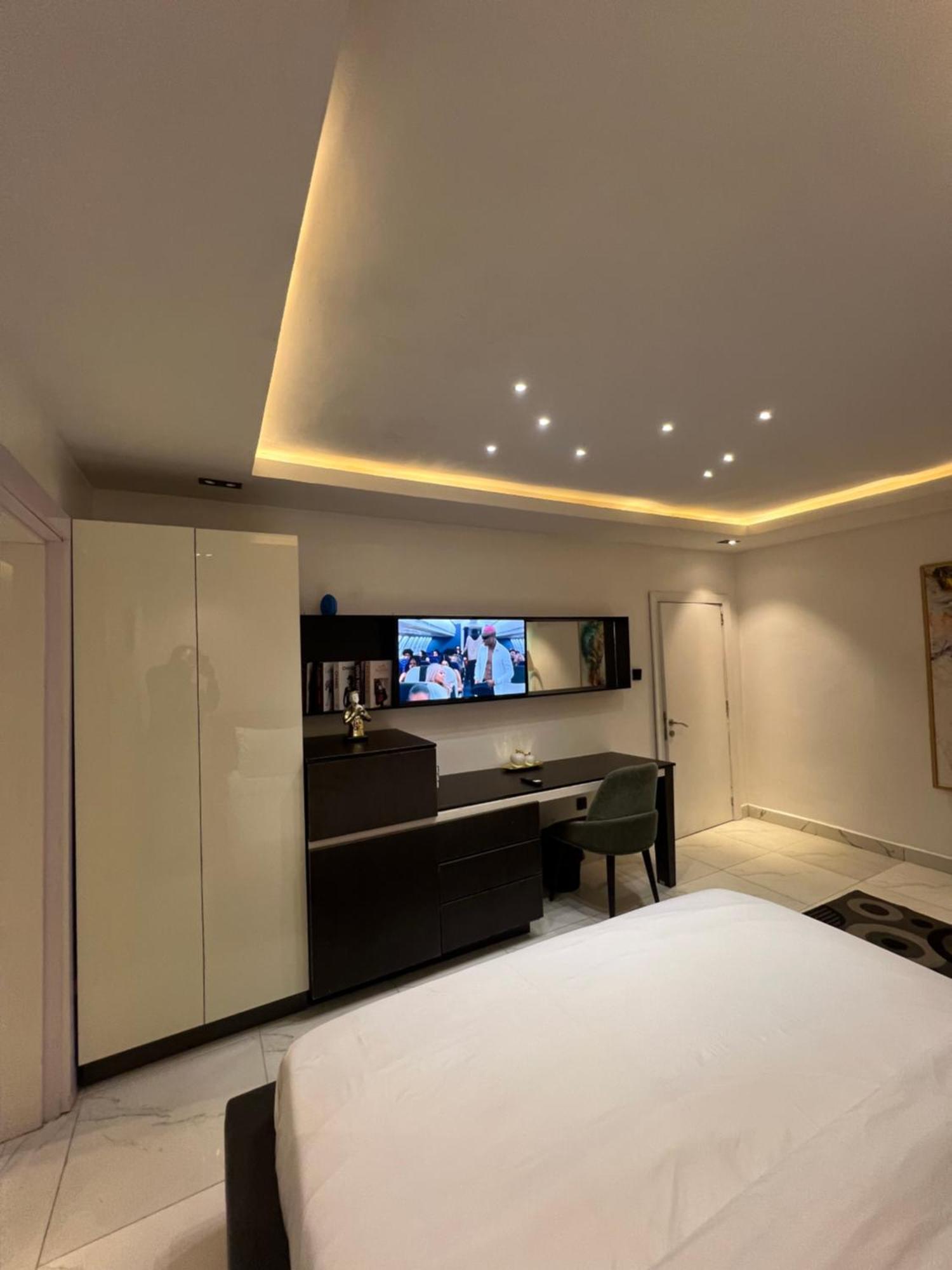 Austra Hotels And Apartments Maitama Abuja Buitenkant foto