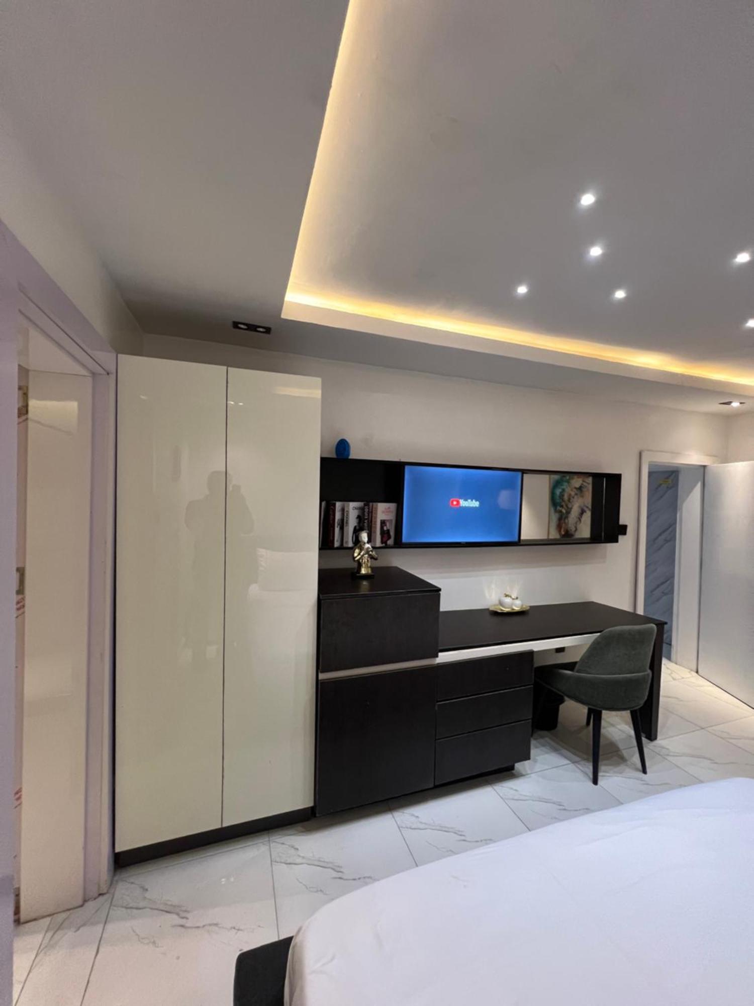 Austra Hotels And Apartments Maitama Abuja Buitenkant foto
