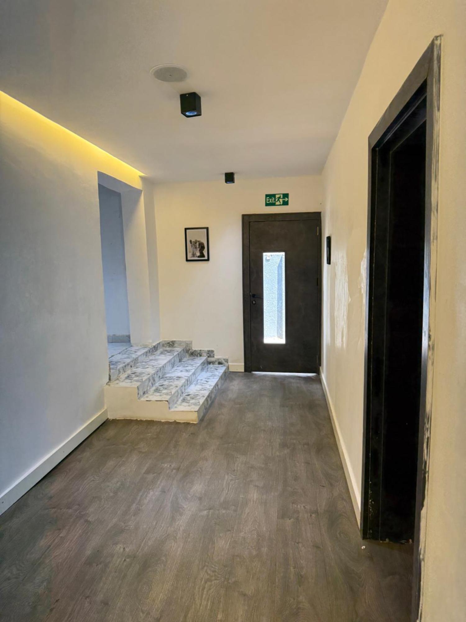 Austra Hotels And Apartments Maitama Abuja Buitenkant foto
