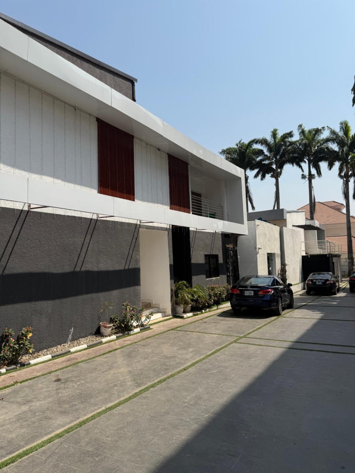 Austra Hotels And Apartments Maitama Abuja Buitenkant foto