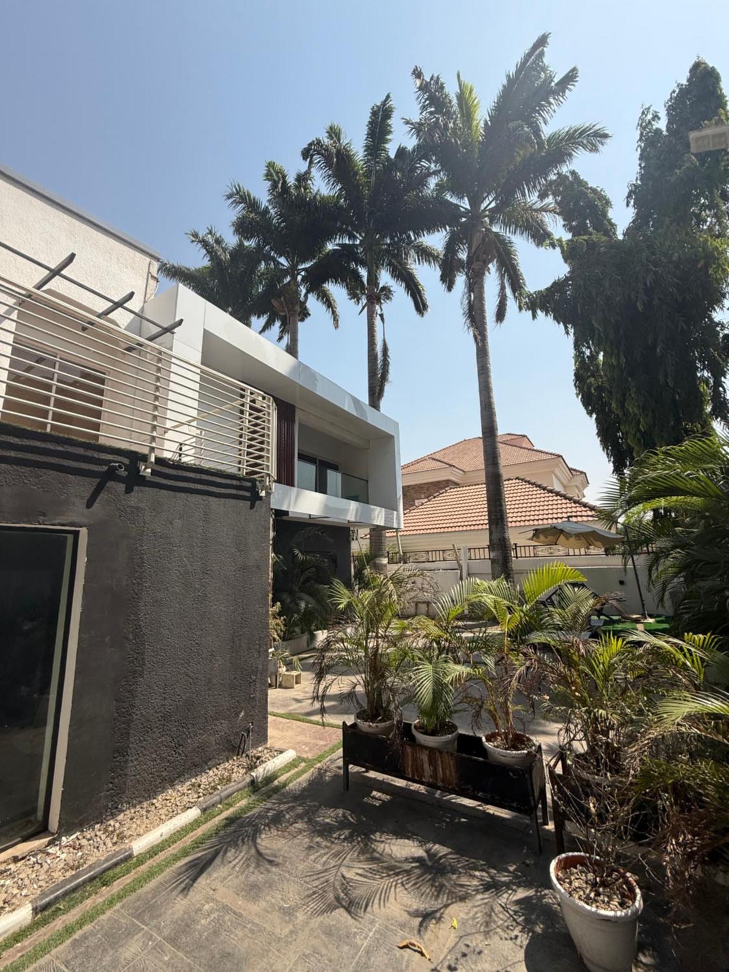 Austra Hotels And Apartments Maitama Abuja Buitenkant foto